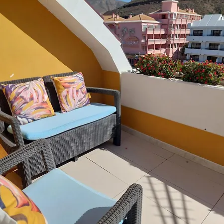 Apartment Townhouse El Camison