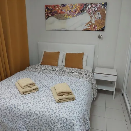 Апартаменты Townhouse El Camison